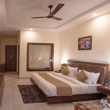Vow Resorts & Spa, The Corbett Wilderness Rāmnagar Buitenkant foto