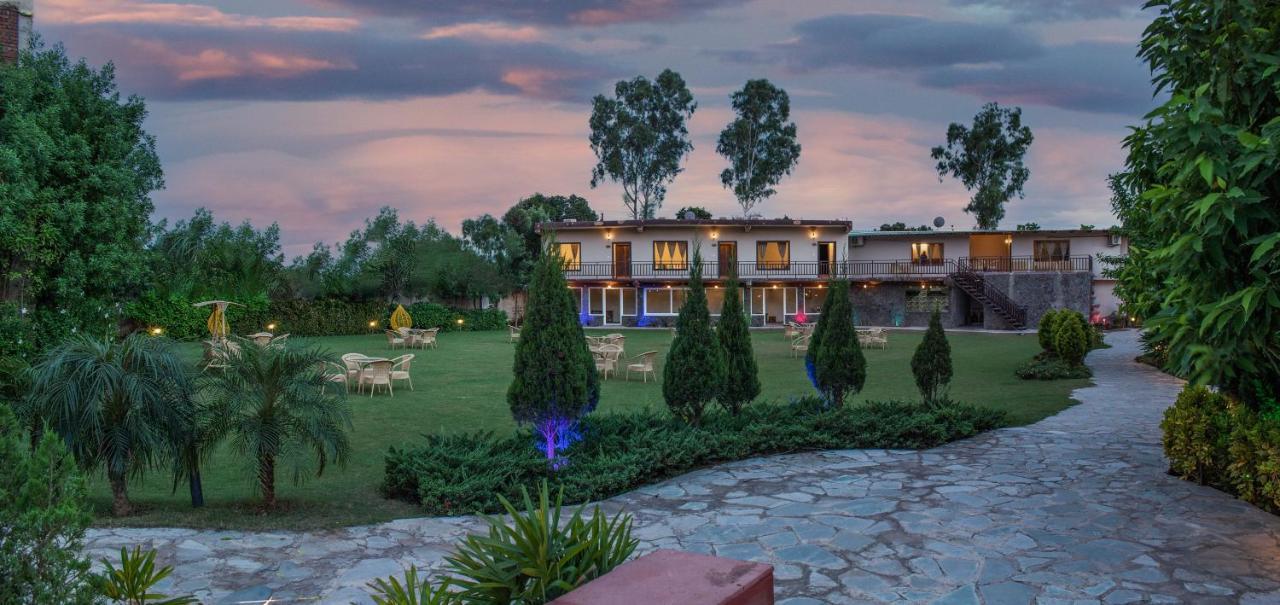Vow Resorts & Spa, The Corbett Wilderness Rāmnagar Buitenkant foto