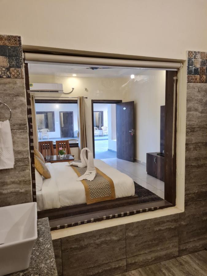 Vow Resorts & Spa, The Corbett Wilderness Rāmnagar Buitenkant foto